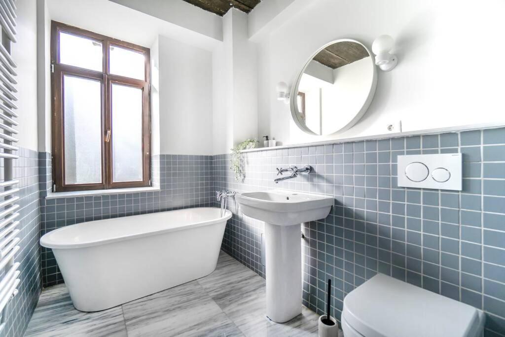 부쿠레슈티 Marvellous Design 2Br Old Town 아파트 외부 사진